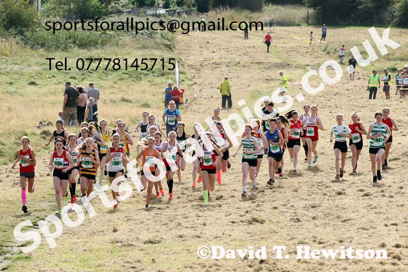 Girls under-15s 2021 North Eastern League, Wrekenton, Low Fell, Gateshead. Photo: David T. Hewitson/Sports for All Pics